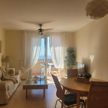 アパート Gran View Sea Wiew, Wifi,garage, Car アデヘ